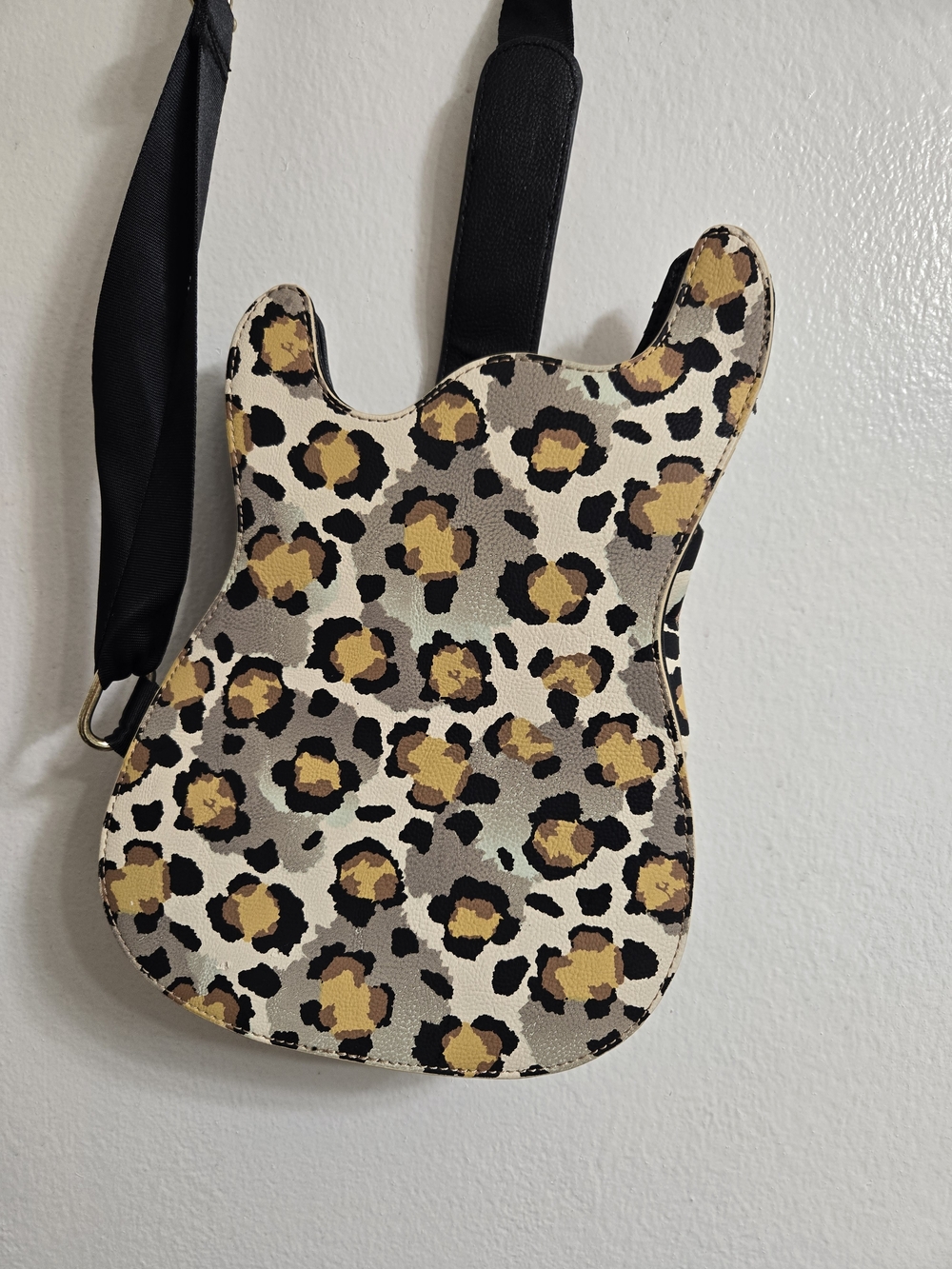 Betsey Johnson Leopard Print Guitar Crossbody in Black, Tan and Cream - Picture 2 of 9